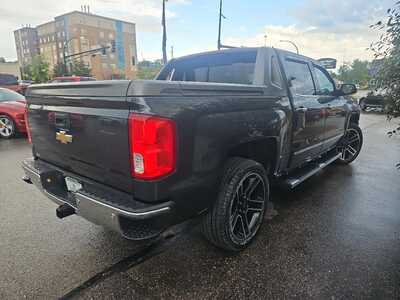 2017 Chevrolet 1500 Crew Cab, $21900. Photo 5