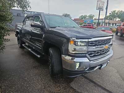 2017 Chevrolet 1500 Crew Cab, $21900. Photo 6
