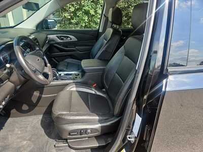 2021 Chevrolet Traverse, $25900. Photo 8