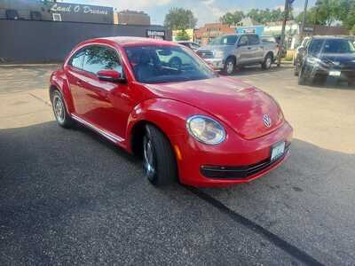 2012 Volkswagen Beetle, $8900. Photo 6