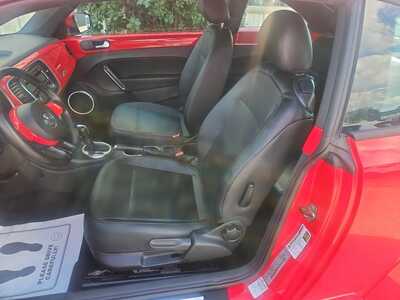 2012 Volkswagen Beetle, $8900. Photo 8
