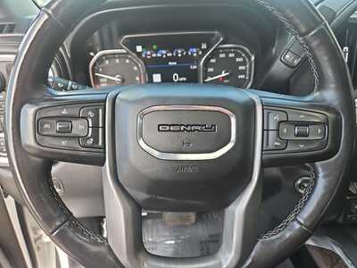 2019 GMC 1500 Crew Cab, $31900. Photo 10