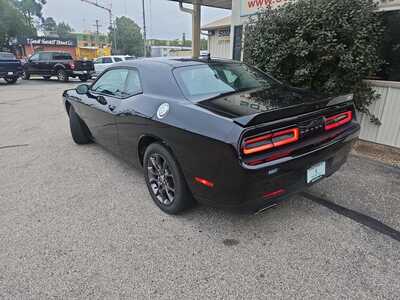 2018 Dodge Challenger, $24900. Photo 3
