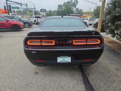 2018 Dodge Challenger, $24900. Photo 4