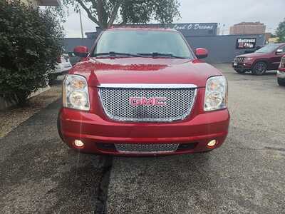 2014 GMC Yukon XL, $14900. Photo 7