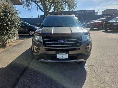 2016 Ford Explorer, $10900. Photo 7