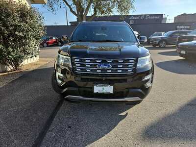 2016 Ford Explorer, $15900. Photo 7