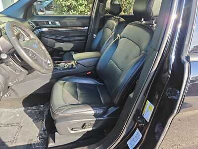 2016 Ford Explorer, $15900. Photo 8