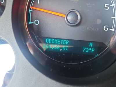 2011 Chevrolet Suburban, $0. Photo 11