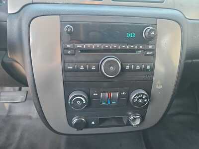 2011 Chevrolet Suburban, $0. Photo 12