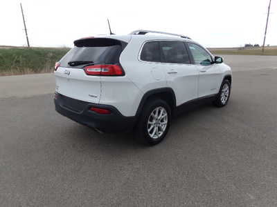 2017 Jeep Cherokee, $9250. Photo 3