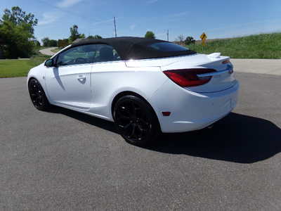 2019 Buick Cascada, $15900. Photo 11