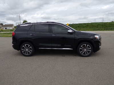 2020 GMC Terrain, $21900. Photo 5