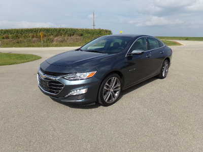 2021 Chevrolet Malibu, $18900. Photo 1