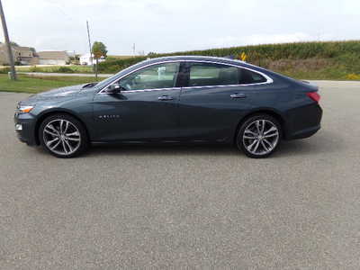 2021 Chevrolet Malibu, $18900. Photo 2