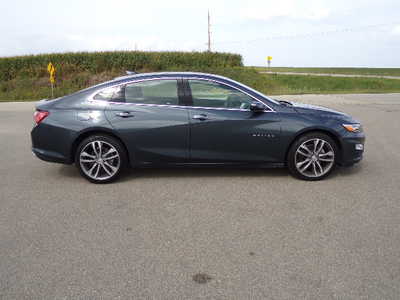 2021 Chevrolet Malibu, $18900. Photo 7