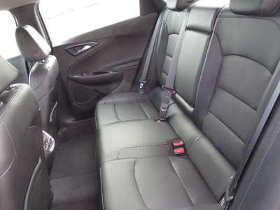 2021 Chevrolet Malibu, $18900. Photo 10