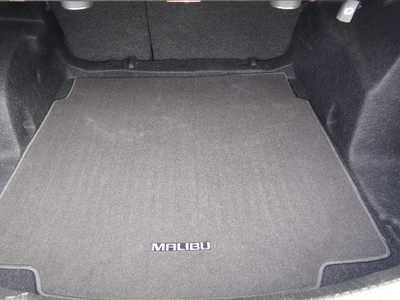 2021 Chevrolet Malibu, $18900. Photo 11