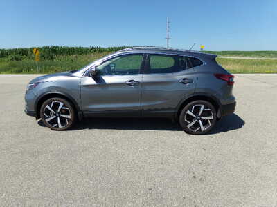 2022 Nissan Rogue, $17500. Photo 6