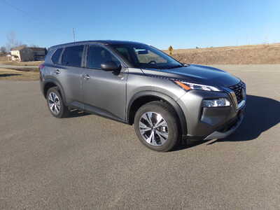 2023 Nissan Rogue, $16900. Photo 1