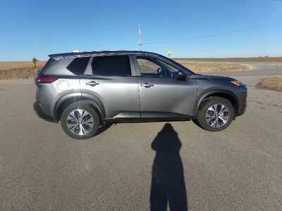 2023 Nissan Rogue, $16900. Photo 2