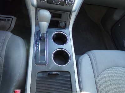 2011 Chevrolet Traverse, $4750. Photo 9