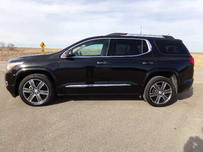 2018 GMC Acadia, $16500. Photo 2