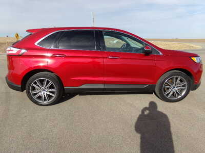 2020 Ford Edge, $13950. Photo 7