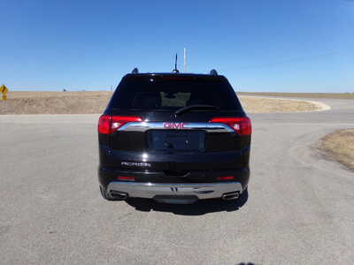 2017 GMC Acadia, $10900. Photo 5