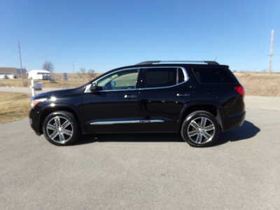 2017 GMC Acadia, $10900. Photo 6