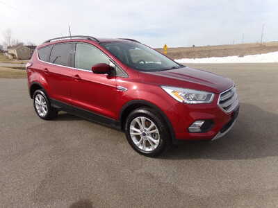 2017 Ford Escape, $8900. Photo 4