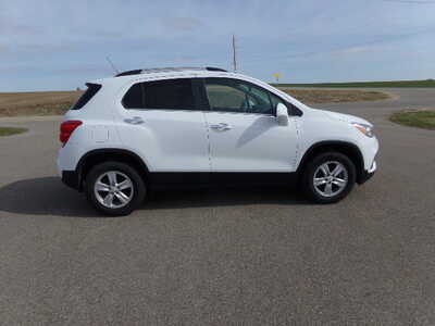 2018 Chevrolet Trax, $7950. Photo 2