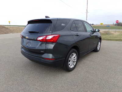 2021 Chevrolet Equinox, $13500. Photo 4