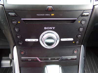 2017 Ford Edge, $11400. Photo 12