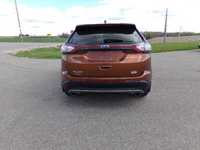 2017 Ford Edge, $10750. Photo 5
