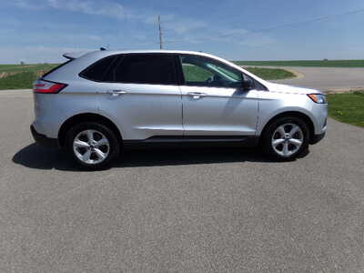 2019 Ford Edge, $9250. Photo 2