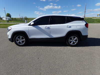 2020 GMC Terrain, $9250. Photo 6