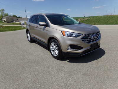 2020 Ford Edge, $13950. Photo 3