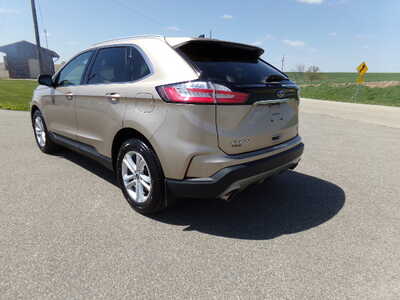2020 Ford Edge, $13950. Photo 9