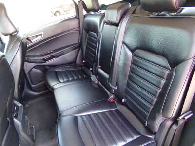 2020 Ford Edge, $13950. Photo 12