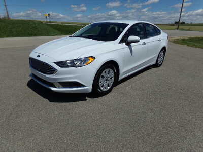 2019 Ford Fusion, $9250. Photo 1