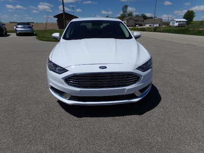 2019 Ford Fusion, $9250. Photo 5