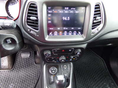 2019 Jeep Compass, $12900. Photo 12