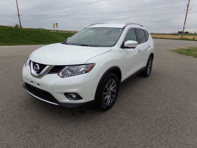 2015 Nissan Rogue, $9950. Photo 1