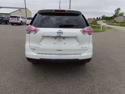 2015 Nissan Rogue, $9950. Photo 6