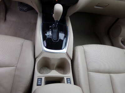 2015 Nissan Rogue, $9950. Photo 10