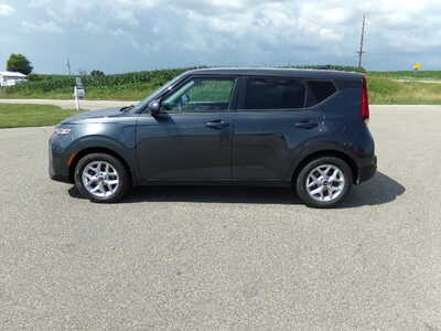 2020 Kia Soul, $10950. Photo 4