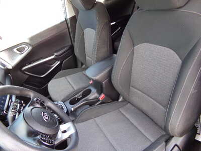 2020 Kia Soul, $10950. Photo 5