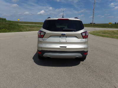 2018 Ford Escape, $9950. Photo 5
