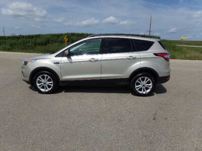 2018 Ford Escape, $9950. Photo 7